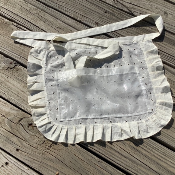 Cream color Apron with Sheer Pocket Money Dance Wedding Cafe Tea Party - Picture 8 of 10